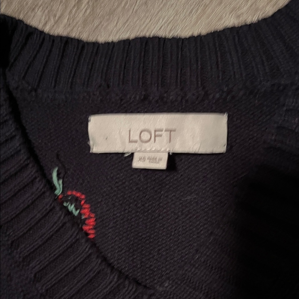 LOFT V-Neck knitted Sweater Navy blue with Red Strawberry Pattern - Picture 2 of 6